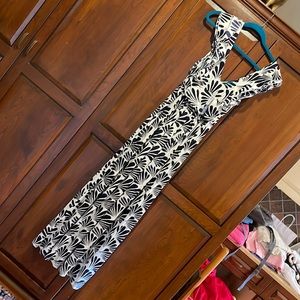 Southern frock maxi dress size small navy white bold design sleeveless ruffle